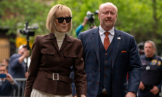 E. Jean Carroll à New York, aux États-Unis