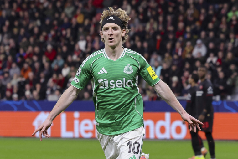 Gordon et Newcastle sirotent Qarabağ