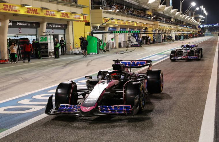 Esteban Ocon d'Alpine au Grand Prix de Bahreïn