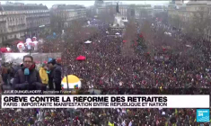 Grèves contre la réforme des retraites : à Paris, importante manifestation entre République et Nation