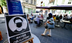 CORONAVIRUS: LA 4E VAGUE STABILISÉE EN FRANCE MAIS UNE REPRISE PAS EXCLUE AVEC LA RENTRÉE