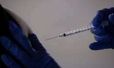 PFIZER PRÉVOIT DE VENDRE 15 MILLIARDS DE DOLLARS DE VACCINS ANTI-COVID-19