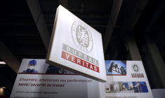 ( AFP / LIONEL BONAVENTURE )