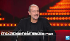 Hafsia Herzi adapte "La Petite Dernière", portrait bouleversant d'une jeune lesbienne musulmane