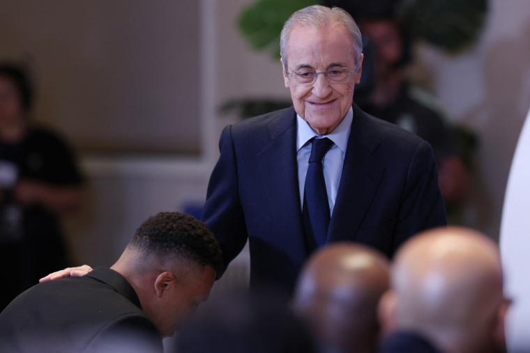 Florentino Perez à Madrid, en Espagne, le 31 octobre 2024. ( AFP / OSCAR DEL POZO )