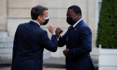 MACRON ACCUEILLE UN SOMMET SUR LA RELANCE DE L'ÉCONOMIE EN AFRIQUE