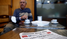 Une du journal Corriere della Sera au lendemain de la victoire de Frères d'Italie aux élections législatives italiennes