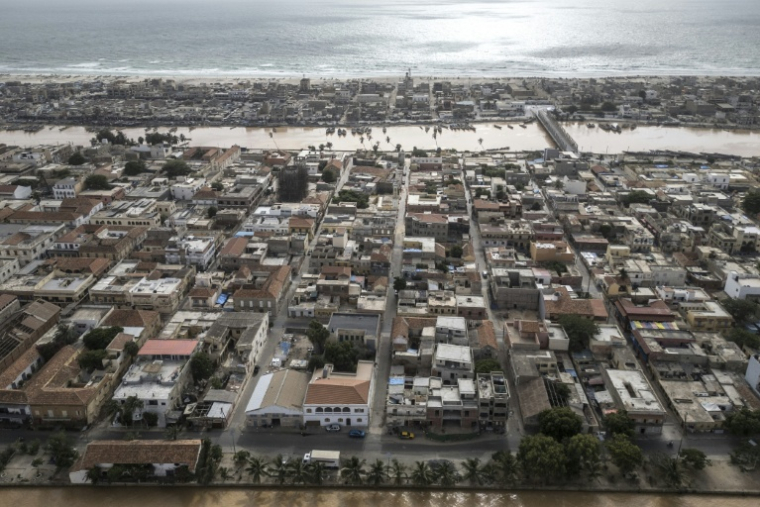 Vue aérienne de la ville de Saint-Louis,au Sénégal, le 29 juillet 2026 ( AFP / PATRICK MEINHARDT )