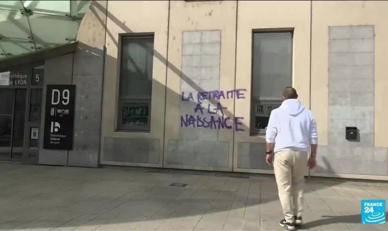 Après le passage en force sur la réforme des retraites, la difficile équation d'Emmanuel Macron