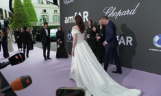 L'actrice américaine Geena Davis arrive au gala annuel de l'amfAR