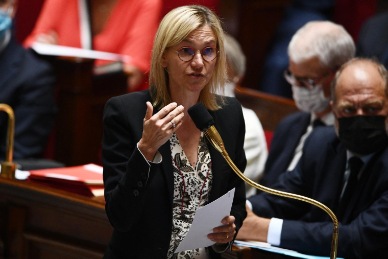 ( AFP / CHRISTOPHE ARCHAMBAULT )