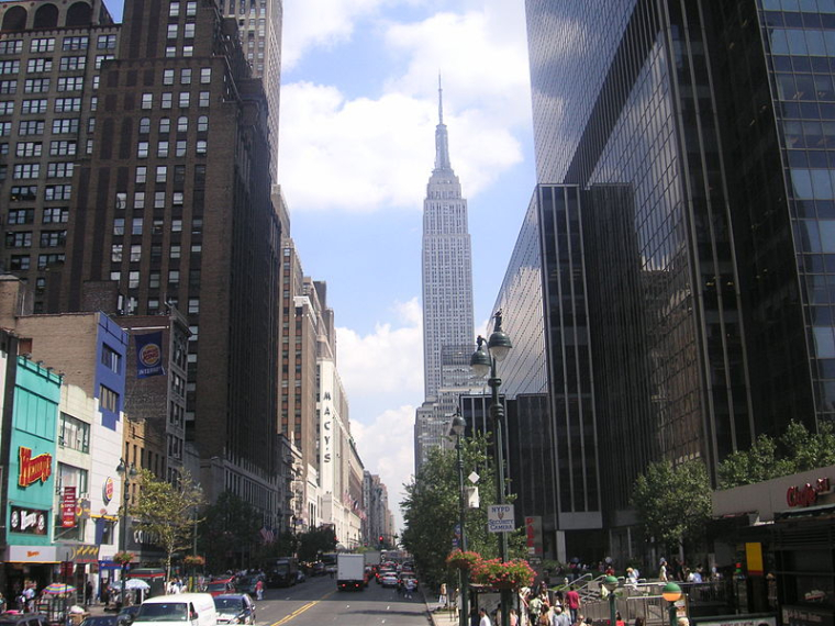 À New York, la 5e Avenue n’a plus la cote (Crédit photo: Ian Gratton - Wikimedia Commons)