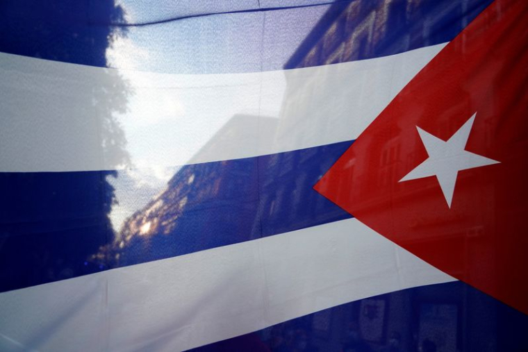 L'AMBASSADE DE CUBA EN FRANCE DIT AVOIR ÉTÉ VISÉE PAR DES COCKTAILS MOLOTOV