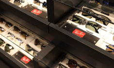 ESSILORLUXOTTICA AFFICHE UN CHIFFRE D'AFFAIRES EN HAUSSE DE 38,1% AU PREMIER TRIMESTRE