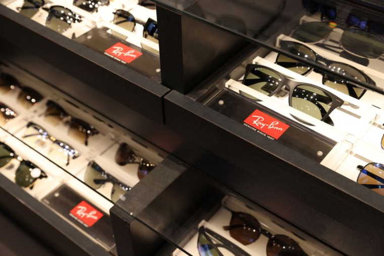 ESSILORLUXOTTICA AFFICHE UN CHIFFRE D'AFFAIRES EN HAUSSE DE 38,1% AU PREMIER TRIMESTRE