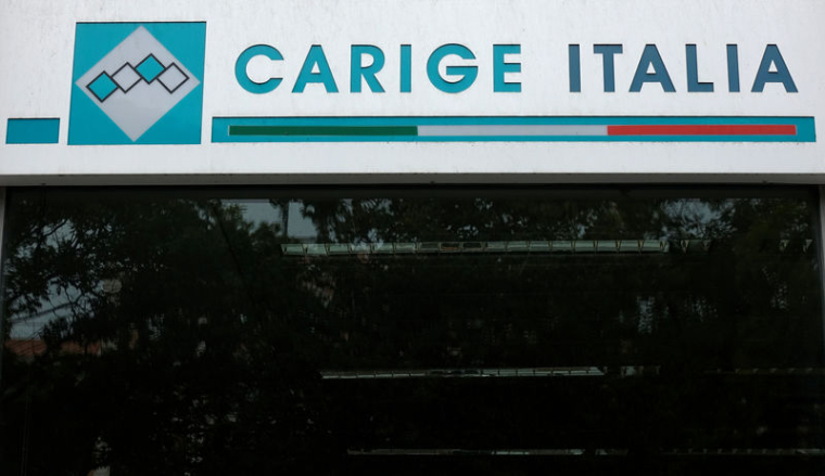 LA BANQUE ITALIENNE CARIGE DÉMENT TOUTE RUÉE AUX GUICHETS
