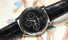 Les super-héros des films Marvel et DC Comics affichent de plus en plus dans les films leurs goûts pour les belles montres. crédit photo : Capture d’écran Instagram @homieliu