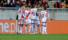 Malgré la délocalisation de la rencontre, le Rayo Vallecano surprend l'Atlético et sort de la zone de relégation