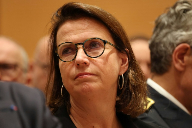 La Défenseure des droits Claire Hédon le 29 septembre 2025 au Palais de justice de Paris ( AFP / Ludovic MARIN )