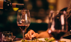 Les grands crus de Bourgogne s’inscrivent comme les vins les plus recherchés. crédit photo : Getty Images