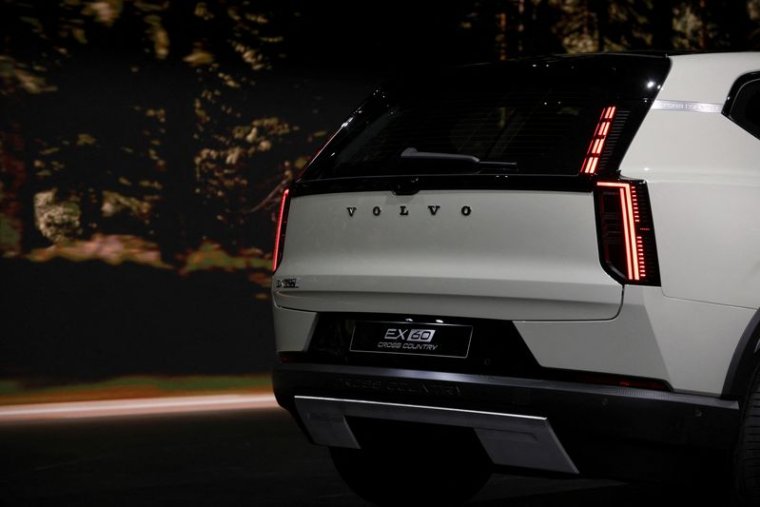 Le nouveau SUV électrique de Volvo Cars, l'EX60 Cross Country, est présenté lors d'un événement de lancement à Stockholm