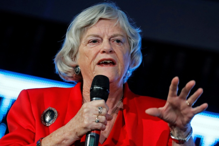 Ann Widdecombe, figure de la droite conservatrice au Royaume-Uni, à Westminster, en plein centre de Londres, le 18 octobre 2019 ( AFP / Tolga AKMEN )