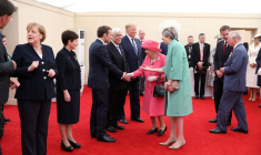 FRANCE: LA PRÉSIDENCE REND HOMMAGE À LA REINE ELIZABETH II