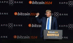 Le candidat républicain à l'élection présidentielle Donald Trump participe à la conférence sur les cryptomonnaies à Nashville