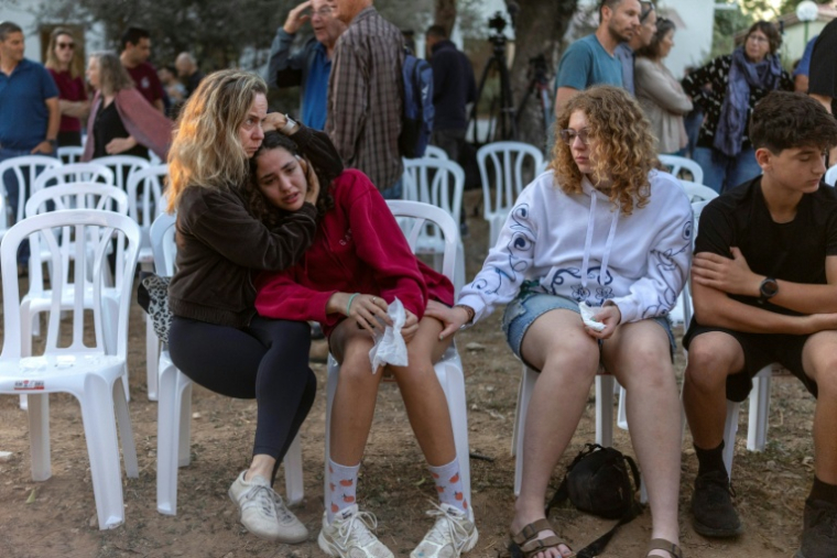 Cérémonie de commémoration de l'attaque du 7-Octobre au Kibboutz Kfar Aza, dans le sud d'Israël, le 7 octobre 2026 ( AFP / Ilia YEFIMOVICH )