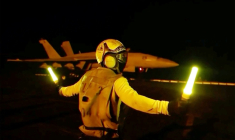 Cette capture réalisée le 22 juillet 2026 d'une vidéo diffusée la veille par le Centcom montre ce que l'armée américaine décrit comme le lancement de frappes de précision sur l'Iran ( US Central Command (CENTCOM) / - )