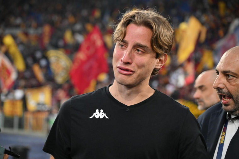 Plus d'un an après un arrêt cardiaque en plein match, ce joueur fait son grand retour