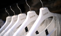 ( AFP / CHRISTOPHE ARCHAMBAULT )