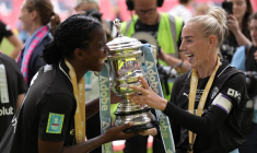 Manchester City s'offre un doublé