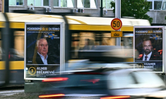 Des affiches électorales de divers partis et candidats bordent les rues de Sarajevo, le 30 septembre 2026, à quelques jours des élections générales ( AFP / ELVIS BARUKCIC )