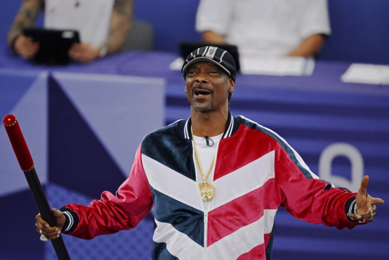 Snoop Dogg lors de la compétition de breaking aux JO 2024