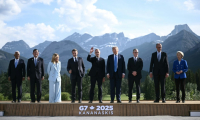 Photo de groupe des dirigeants pendant le sommet du G7, à Kananaskis, au Canada ( AFP / Brendan SMIALOWSKI )