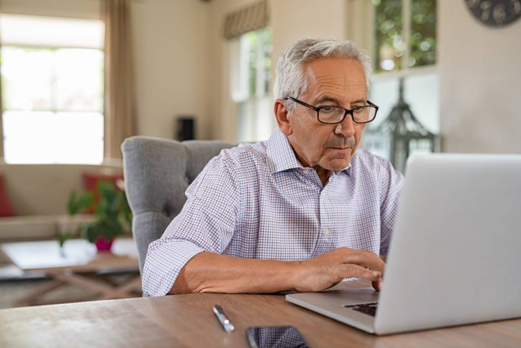 Le nouveau service de l'Agirc Arrco-iStock-Ridofranz
