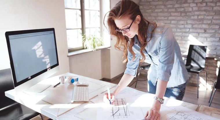 La déduction ne s'applique que lorsque la profession exige l'utilisation d'un local à domicile. (© Adobestock)