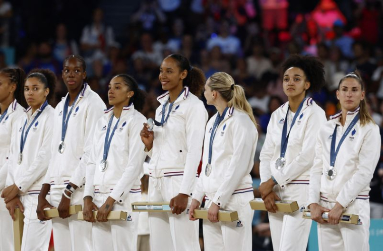 Basket-ball - Cérémonie de remise des médailles femmes