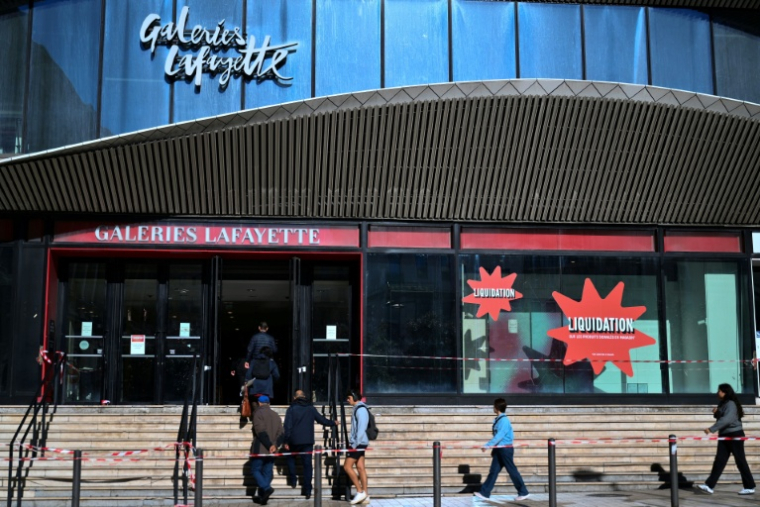 Les Galeries Lafayette fermées à Marseille, le 22 octobre 2025 ( AFP / Christophe SIMON )
