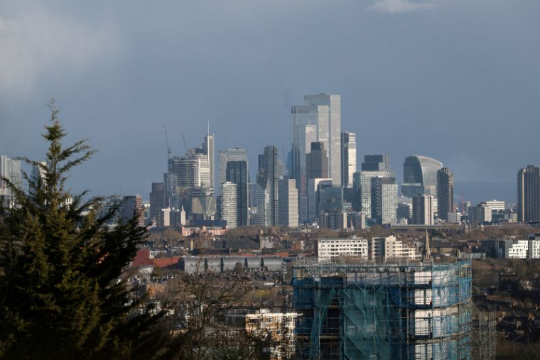 L'horizon londonien avec le quartier financier à l'arrière-plan