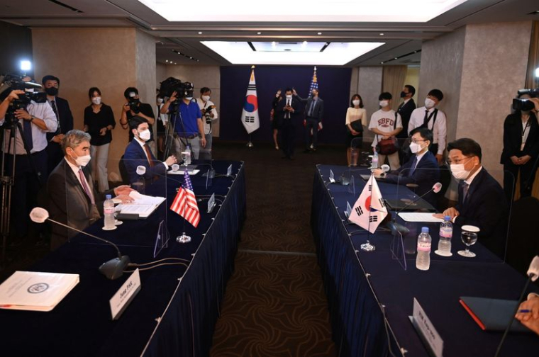 LA CORÉE DU NORD RAILLE LES ESPOIRS DES ETATS-UNIS POUR DES DISCUSSIONS