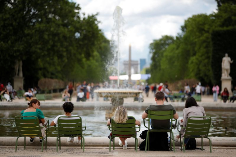 FRANCE: L'ÉCONOMIE DEVRAIT REBONDIR DE 6% EN 2021, PORTÉE PAR LA CONSOMMATION, ESTIME L'INSEE