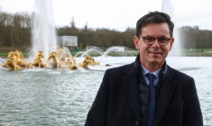 Christophe Leribault au château de Versailles, le 29 mars 2024 ( AFP / Emmanuel Dunand )