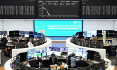 L'indice boursier allemand DAX est photographié à la bourse de Francfort