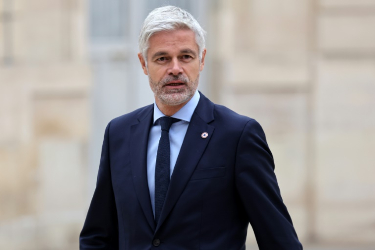 Le patron des députés LR, Laurent Wauquiez, à son arrivée au palais de l'Elysée le 10 octobre 2025, à Paris ( AFP / Ludovic MARIN )