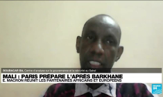 Mali : Paris prépare l'après Barkhane, réunion à Paris.