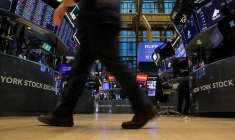 WALL STREET OUVRE EN BAISSE