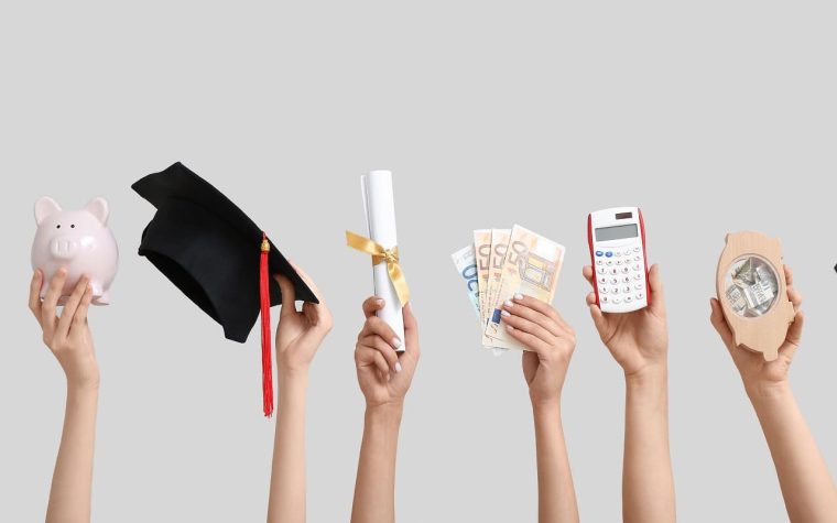 (Jeune diplômé : quelle stratégie financière adopter dès le versement de son premier salaire ? - Crédit photo : Adobe Stock)