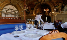 CORONAVIRUS: NOUVELLE ÉTAPE DE DÉCONFINEMENT EN FRANCE, LA PRUDENCE RESTE DE MISE